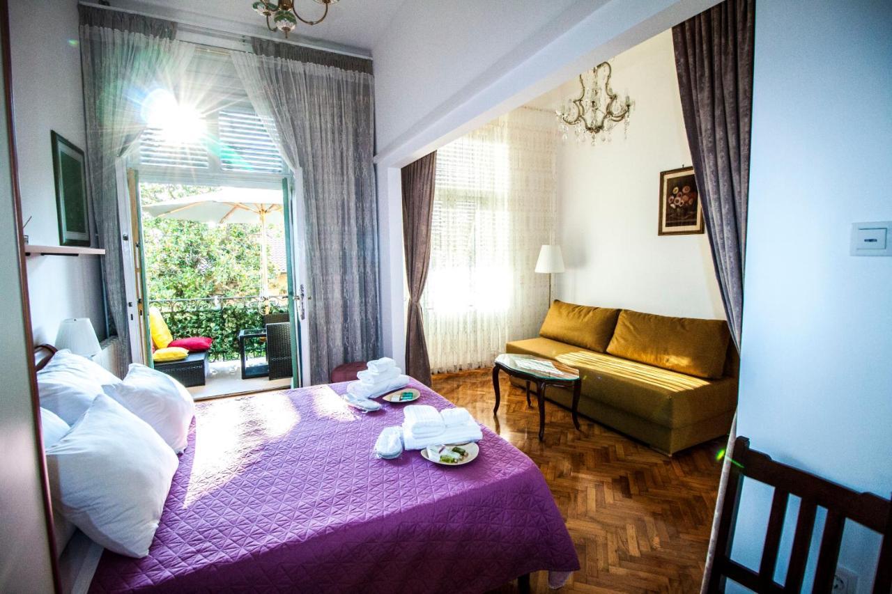 The Routes Of Habsburg Apartment